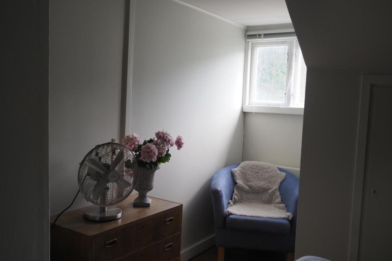 Brukshotellet Oeland - Vandrarhem Degerhamn ภายนอก รูปภาพ