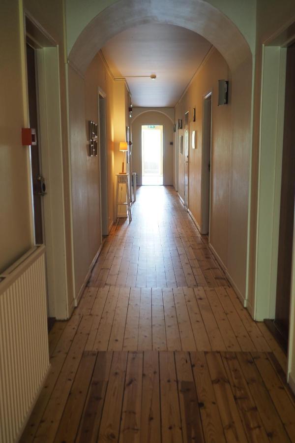 Brukshotellet Oeland - Vandrarhem Degerhamn ภายนอก รูปภาพ