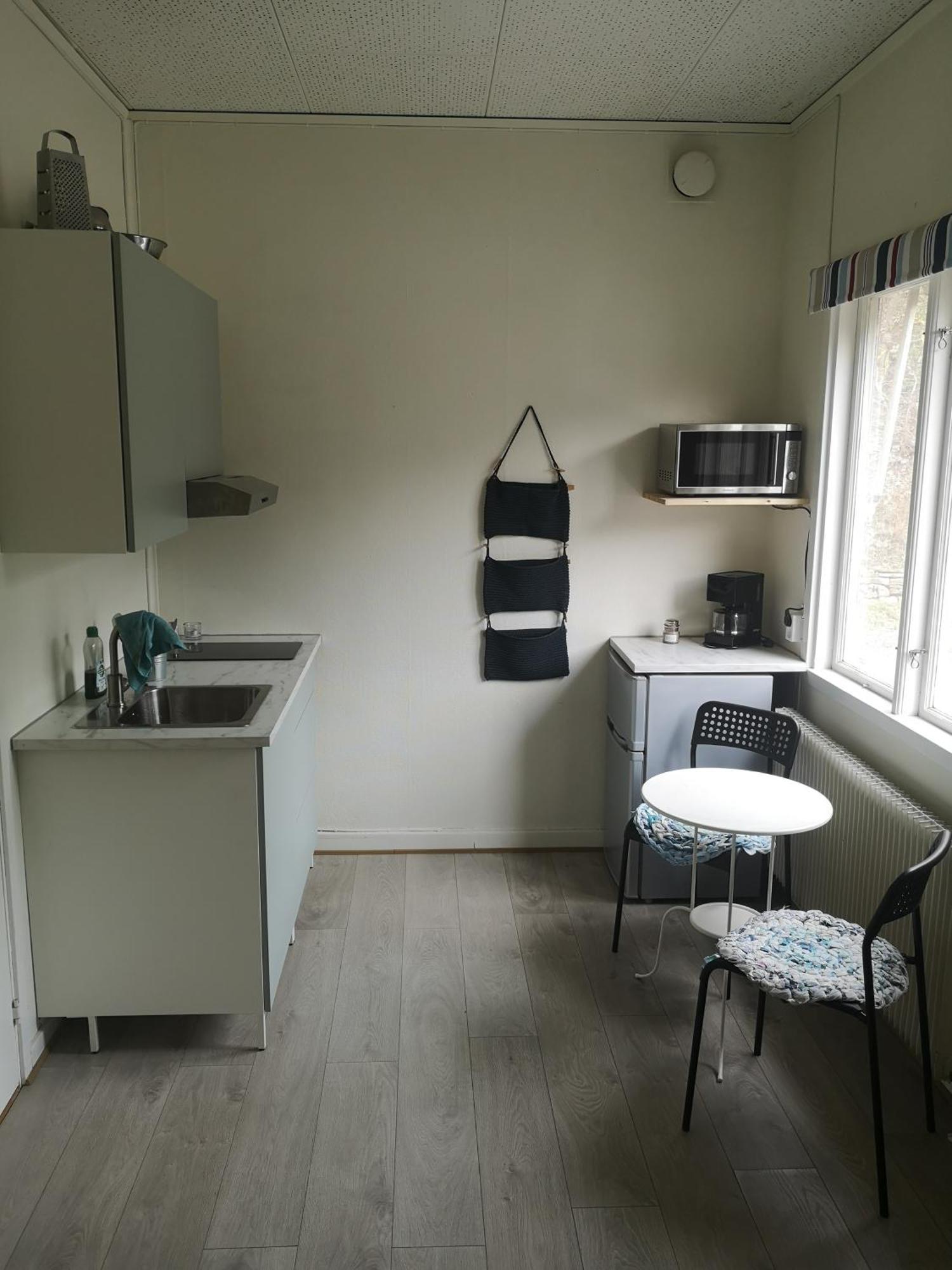 Brukshotellet Oeland - Vandrarhem Degerhamn ภายนอก รูปภาพ